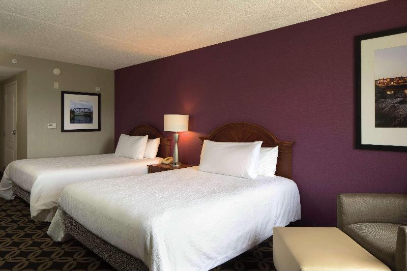 Номер Стандарт, Hilton Garden Inn Auburn Riverwatch