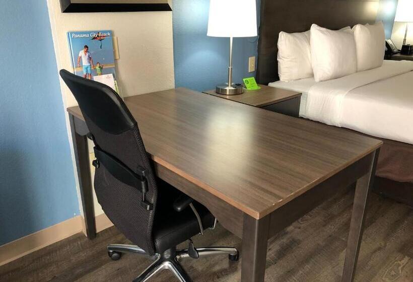 キングサイズベッドのエクゼクティブルーム, La Quinta By Wyndham Pcb Coastal Palms