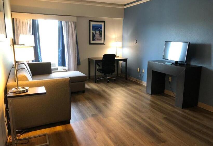 キングサイズベッドのスイートルーム, La Quinta By Wyndham Pcb Coastal Palms