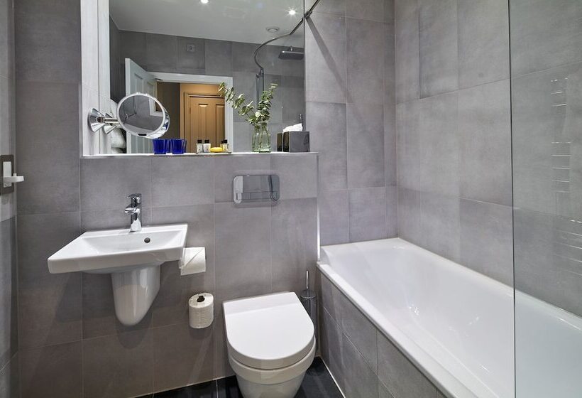 Номер Deluxe, Mandolay Hotel Guildford
