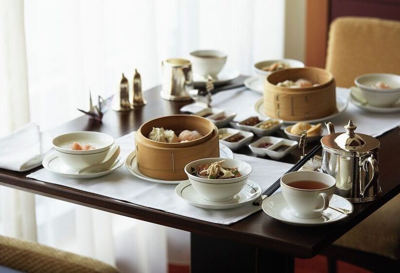 Номер Deluxe, The Peninsula Tokyo