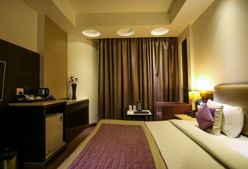 デラックスルーム, The Prime Balaji Deluxe At New Delhi Railway Station   Free Airport Pickup