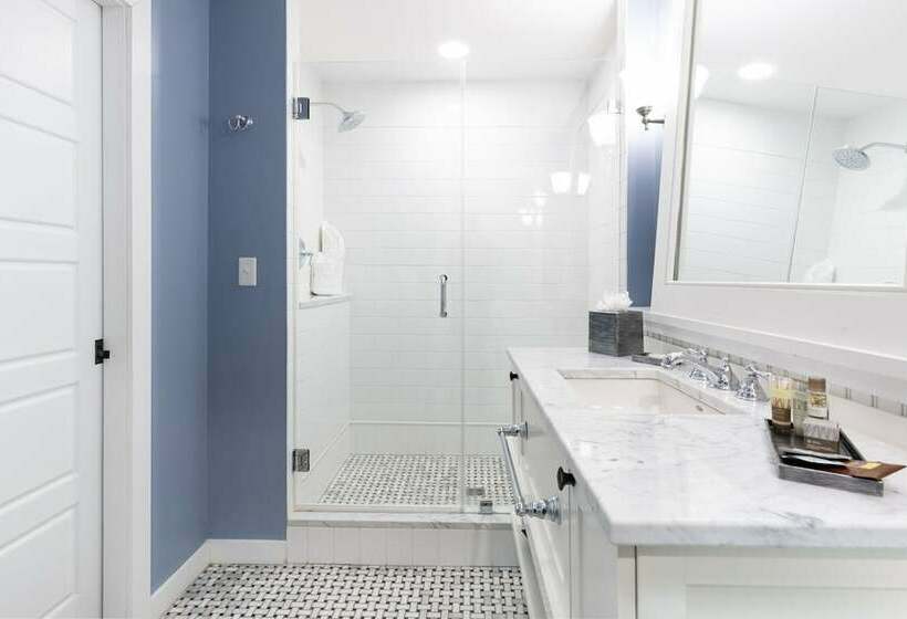 Quarto Estandar Cama King, Inn At Diamond Cove
