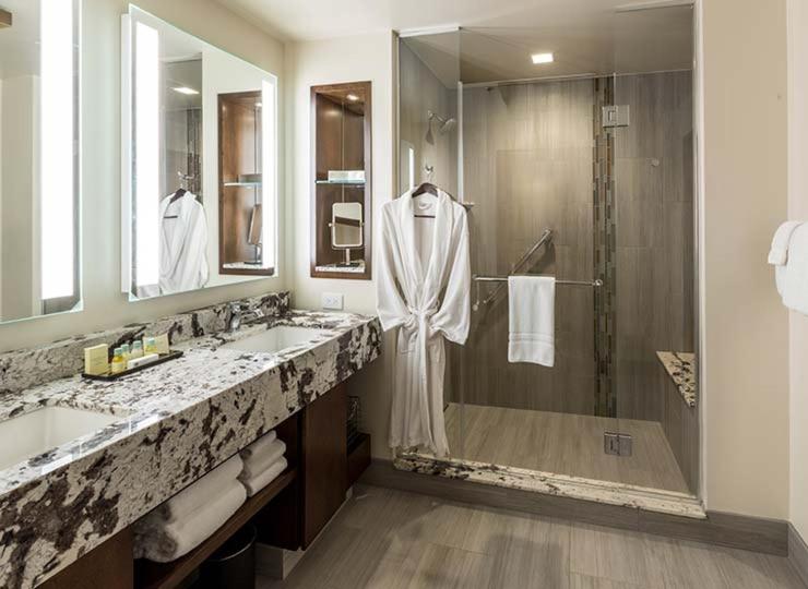 Номер Deluxe Одноместный, Monarch Casino Resort Spa Black Hawk