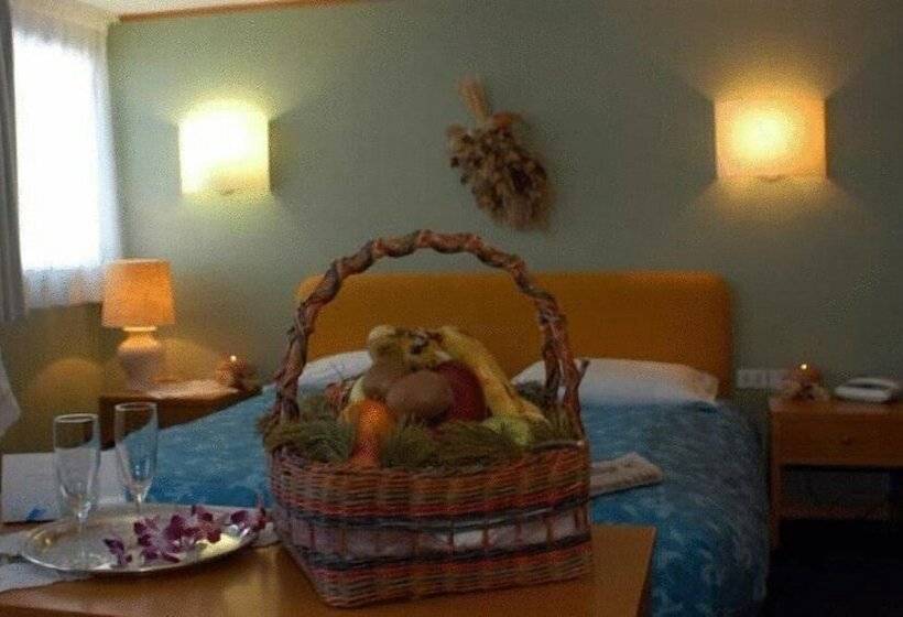 Пятиместный Стандартный Номер, Rifugio Hotel Eurotel