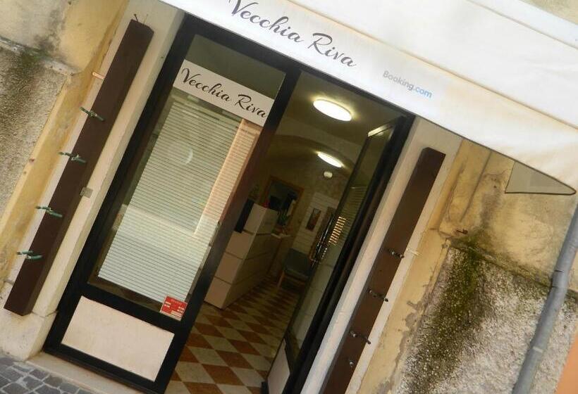 Apartamento 1 Dormitório, Vecchia Riva