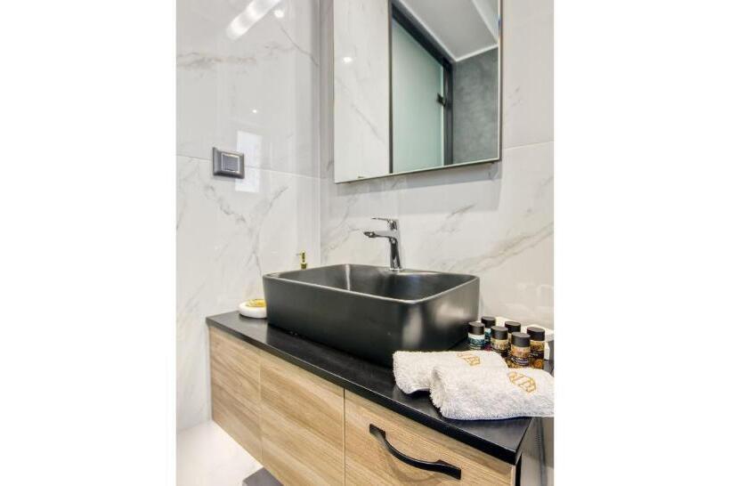 Люкс 2 Спальни, Sapphire Blue Suites
