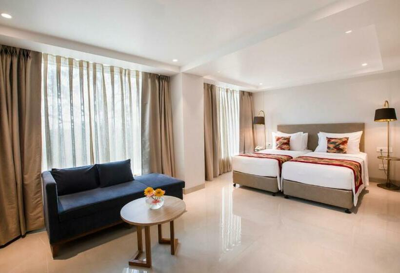 Номер Executive, Radisson Hotel Bareilly Airport
