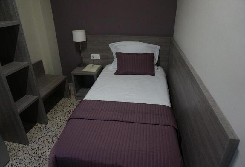 标准单人间共用浴室, Hostal Fonda Montserrat