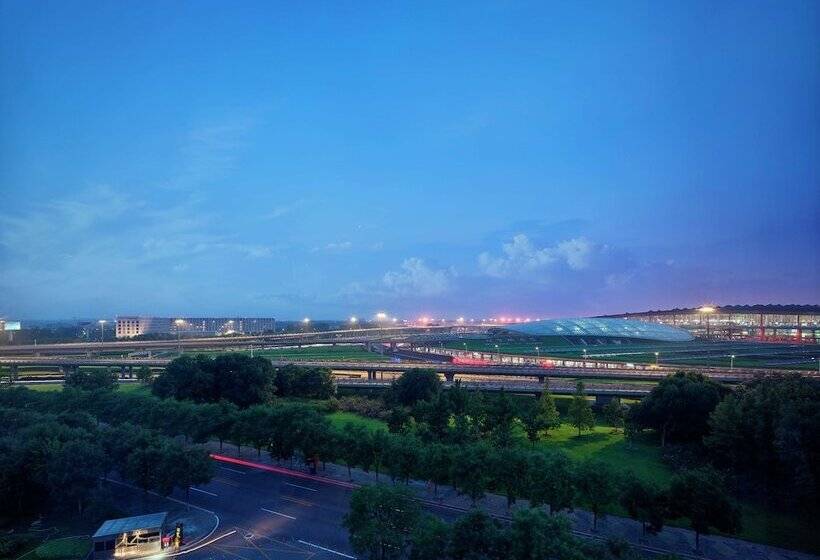 스탠다드 룸 더블 침대, Hilton Beijing Capital Airport