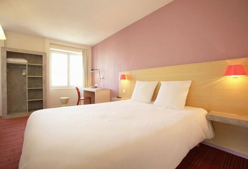 Номер Стандарт Двуспальная Кровать, Ibis Styles Le Puy En Velay
