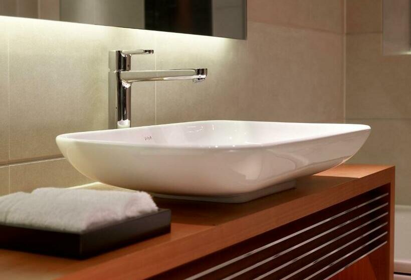 Студия Стандарт, Park Plaza London Westminster Bridge