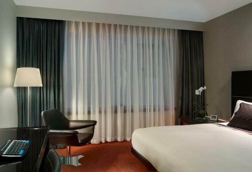 Номер Superior с Видом, Park Plaza London Westminster Bridge