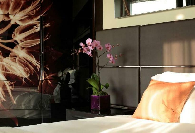 Люкс 2 Спальни, Park Plaza London Westminster Bridge