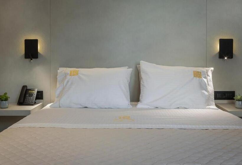 エクゼクティブスイート, Royalty Hotel Athens