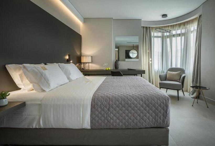 バルコニー付スイート, Royalty Hotel Athens