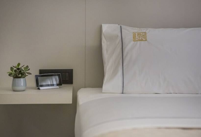 スタンダードルーム, Royalty Hotel Athens