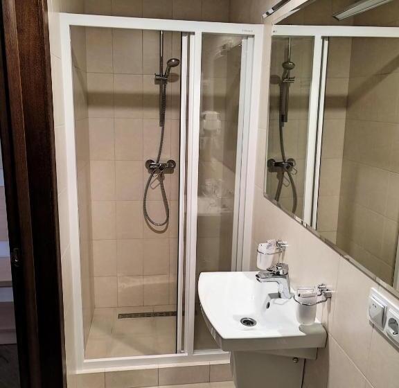 Quarto Triplo Estandar, готель ресторан олеся