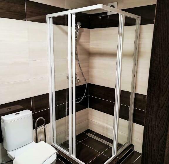 Quarto Triplo Deluxe, готель ресторан олеся