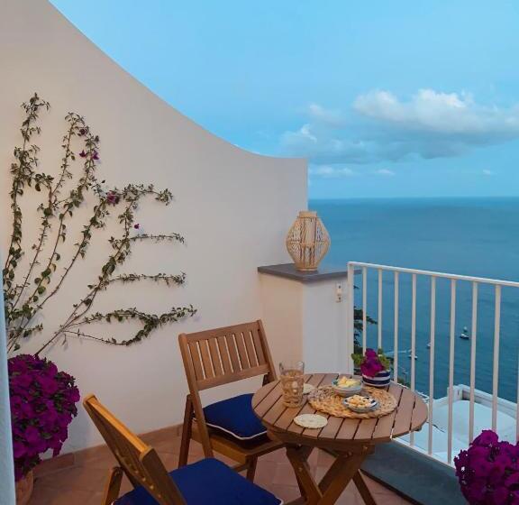 سوئیت با تخت بزرگ, Villa Fortuna
