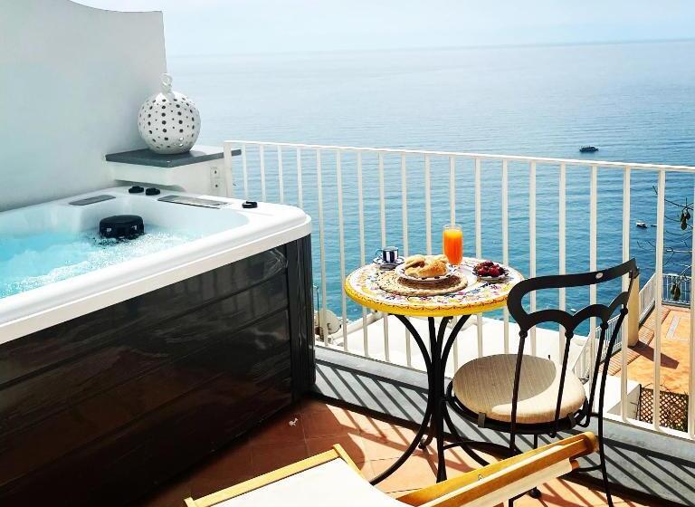 سوئیت با تخت بزرگ, Villa Fortuna