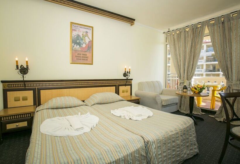 Номер Стандарт Вид на Парк, Andalucia Beach Hotel   All Inclusive