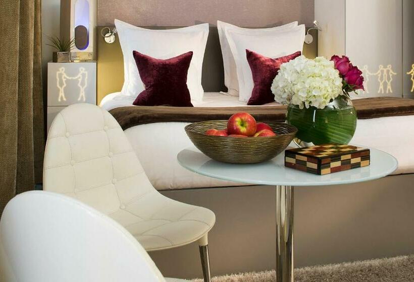 Habitación Prestige, Gabriel Paris