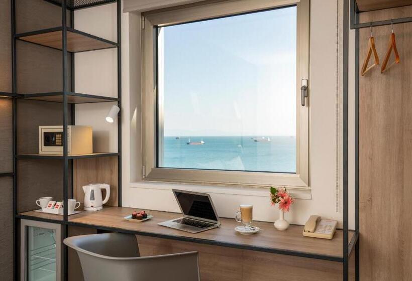 オーシャンビュースーペリアールーム, Ibis Istanbul Zeytinburnu