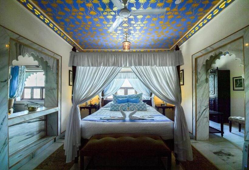 套房, Udai Kothi