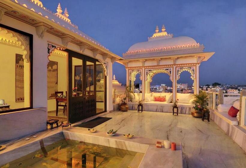 套房, Udai Kothi