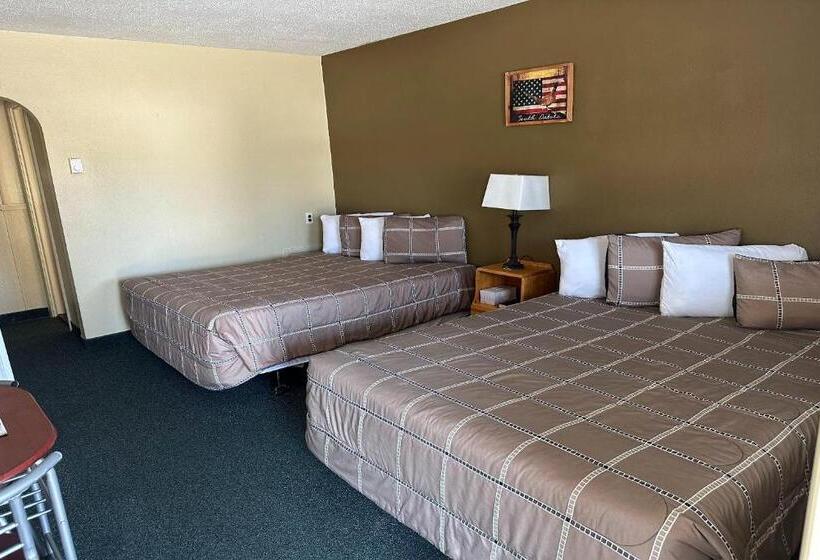 Номер Стандарт, Love Hotels Murdo On Interstate 90