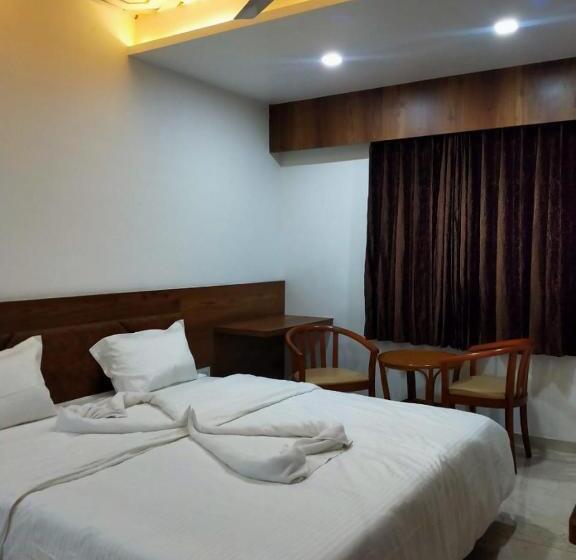 Номер Deluxe, The Grand Piano   Best Business Hotel In Patan