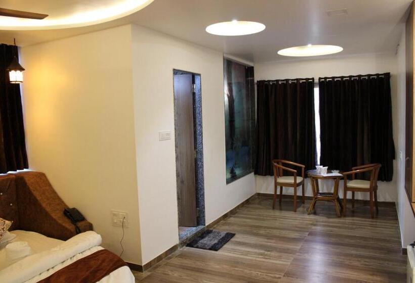 Люкс, The Grand Piano   Best Business Hotel In Patan