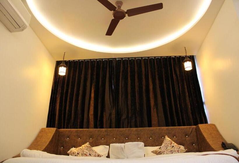 套房, The Grand Piano   Best Business Hotel In Patan