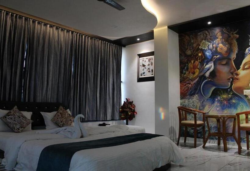 Люкс Superior, The Grand Piano   Best Business Hotel In Patan