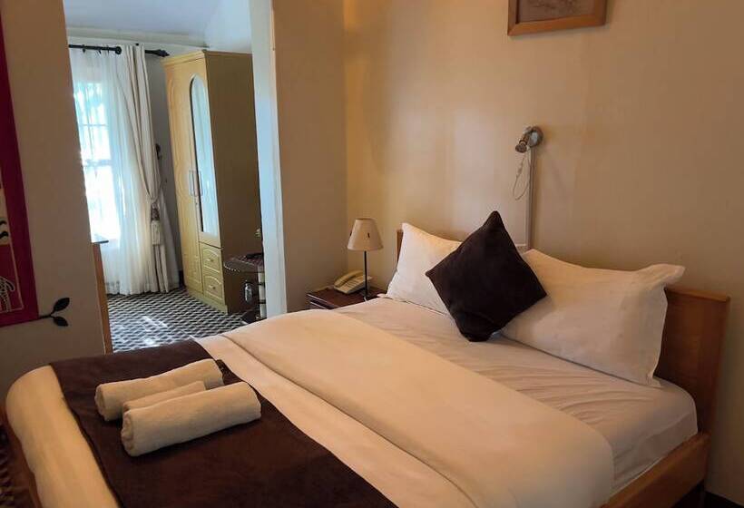 اتاق استاندارد, Sunset Hotel Entebbe