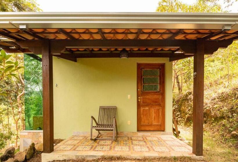 샬레, Altamira Eco Retreat