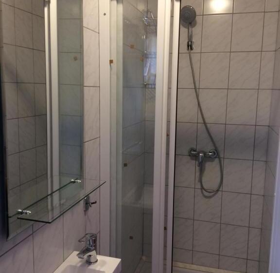 Дом 1 Спальня, Guesthouse