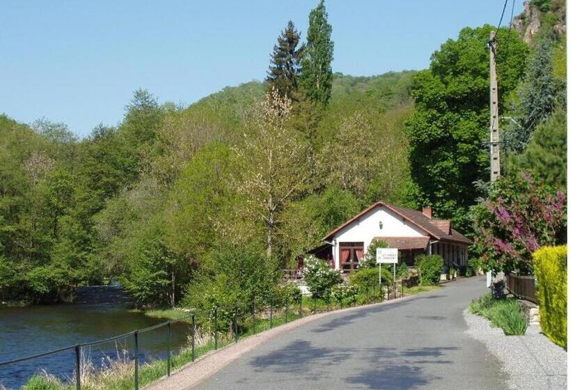 패밀리 룸, Restaurant Les Gorges De Chouvigny