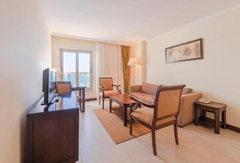 سوئیت با وان آب گرم, Crowne Plaza Antalya, An Ihg