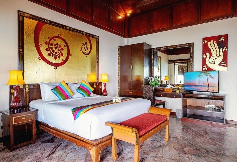 Люкс с гидромассажем, Sandalwood Luxury Villa Resort