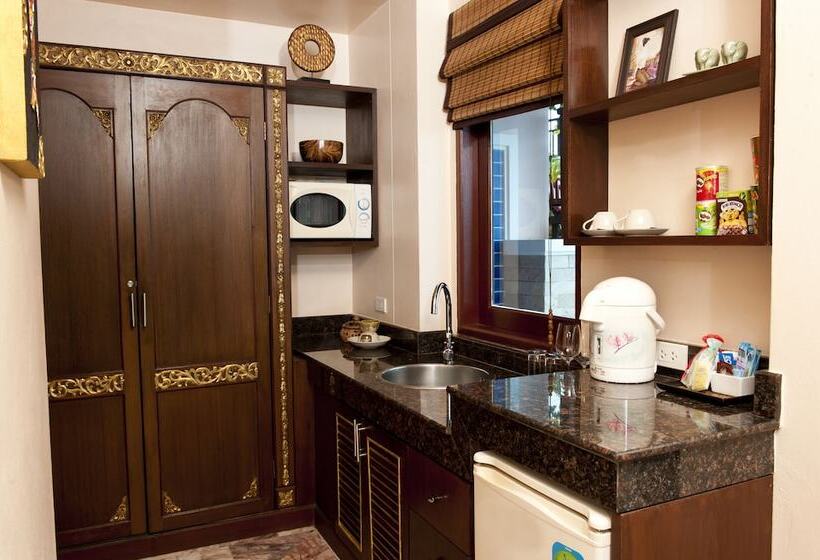 Вилла с 1 спальней и бассейном, Sandalwood Luxury Villa Resort