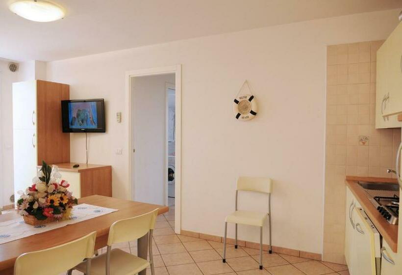 Apartamento 1 Dormitório, Residence Corallo