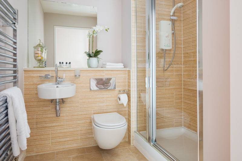 استودیوی استاندارد, Princes Street Suites