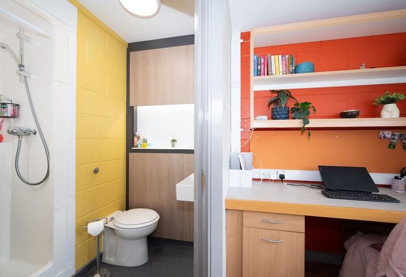 Номер Стандарт Индивидуальный, Queens University Belfast   Elms Village   Hostel