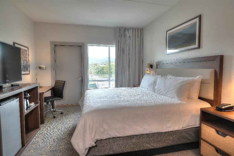 带大床的标准间, Rodeway Inn
