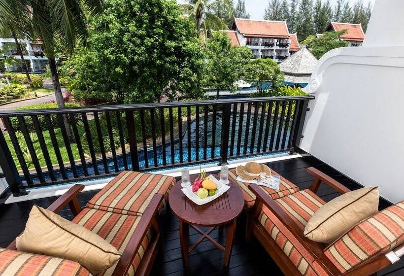Номер Deluxe Вид на Бассейн, Jw Marriott Khao Lak Resort And Spa
