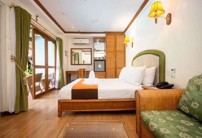 풀장 전망 디럭스 룸, Red Coconut Beach Hotel Boracay