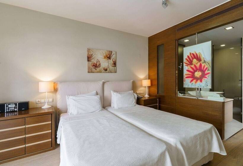 Номер Стандарт, Aegean Pearl