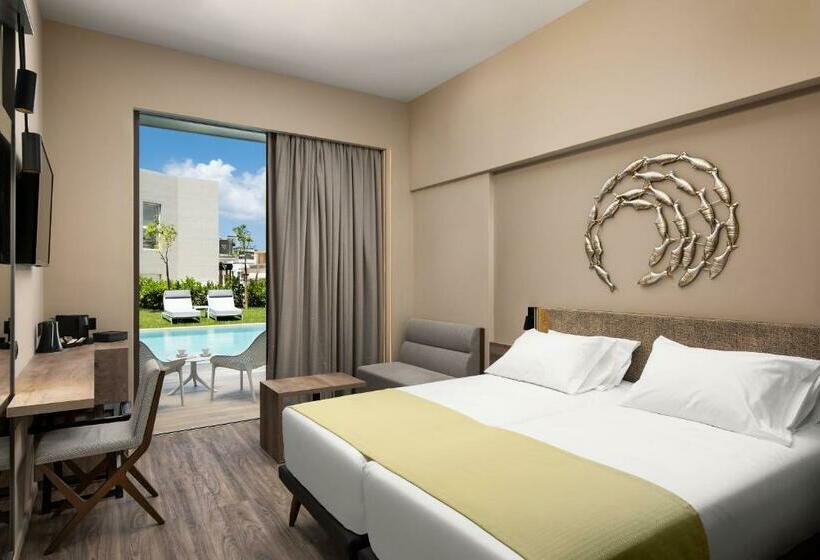 Номер Deluxe Вид на Бассейн, Atlantica Amalthia Beach Hotel   Adults Only